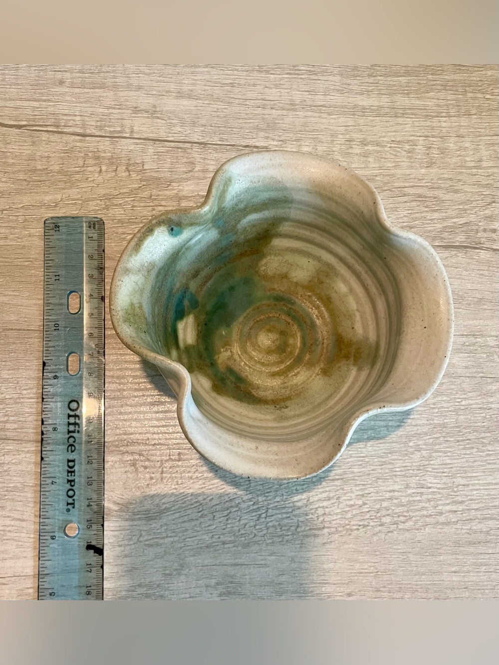 Handcrafted Glazed Pottery Bowl - Picture 8 of 9